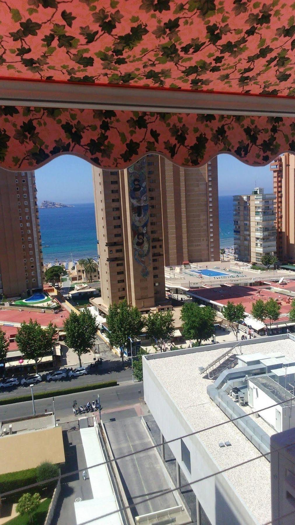 Blue Sky Apartment Benidorm Exterior foto